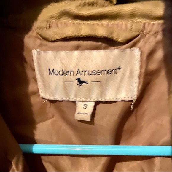 Modern amusement shearling collar bomber jacket - Picture 4 of 6